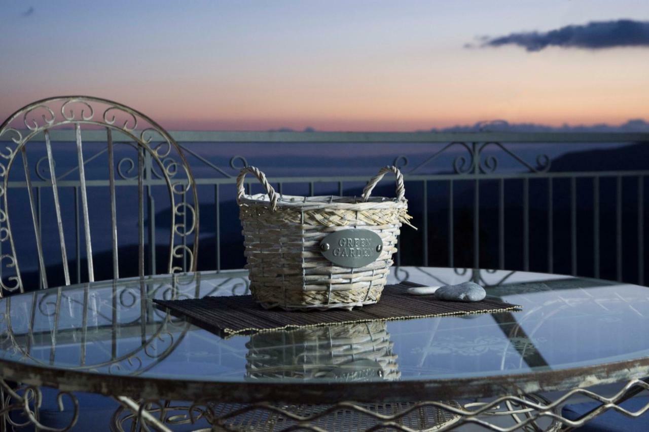 The Balcony Of Mani Villa Tseria Luaran gambar